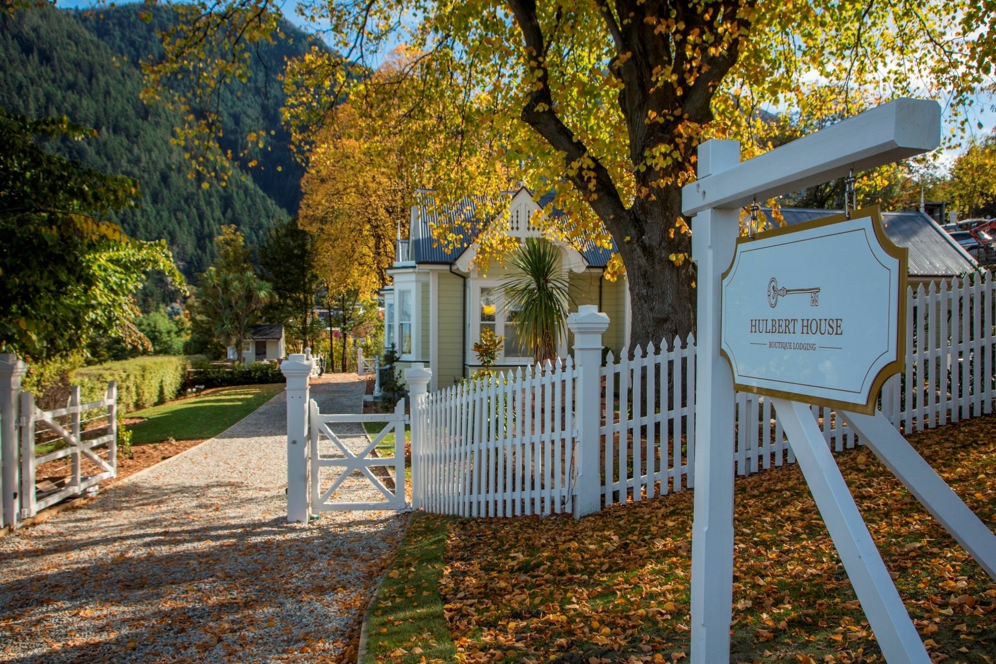 Hulbert House Luxury Boutique Lodge Queenstown Exterior photo